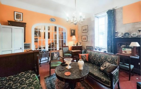 Awesome Apartment In Béziers With Wifi